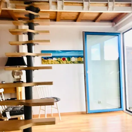 Apartment Cozy Dachgeschoss-atelier Munich
